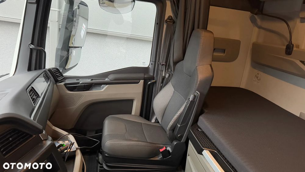 MAN TGX - 13