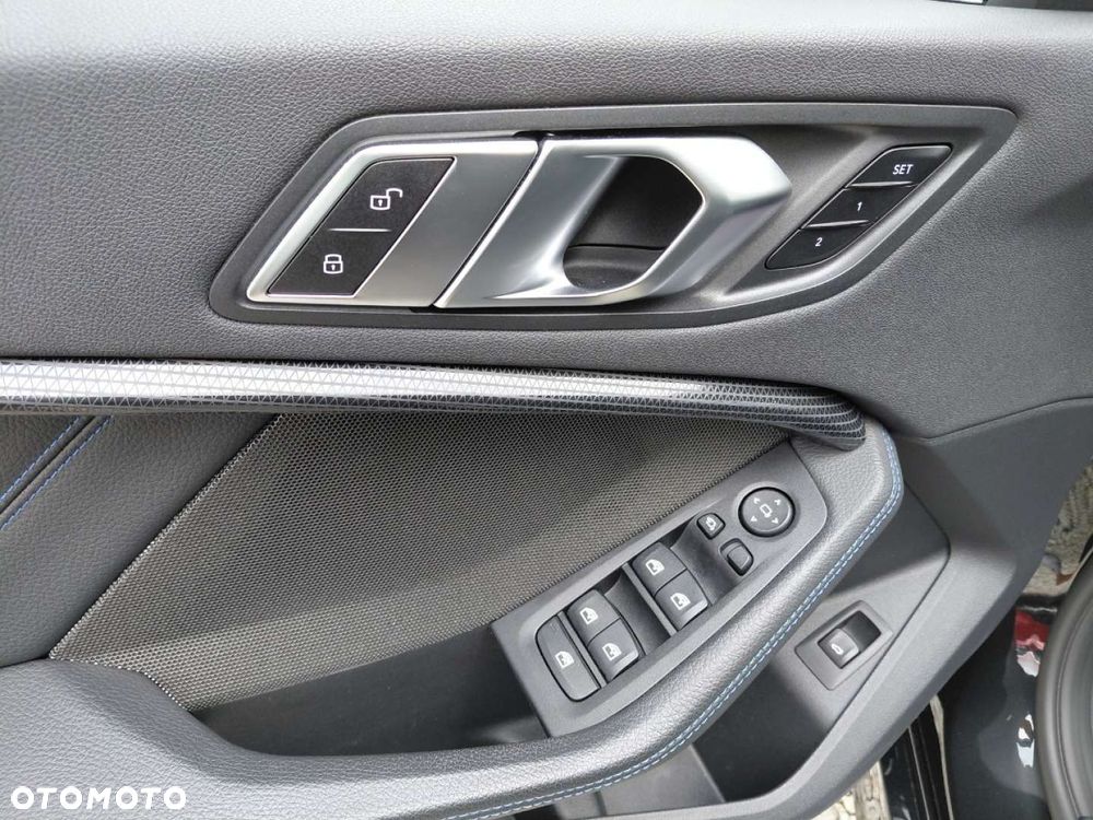 BMW Seria 1 - 12