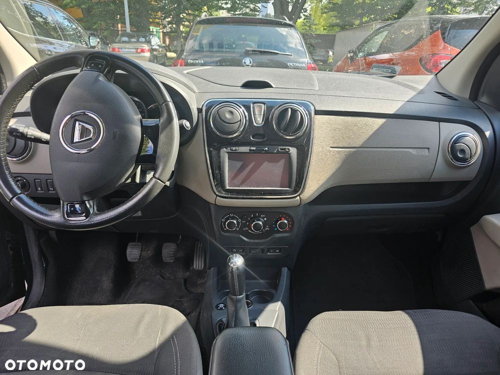 Dacia Lodgy 1.6 Laureate - 9