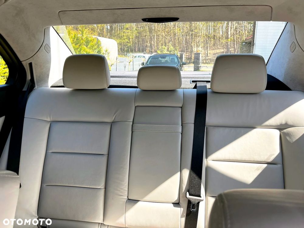 Mercedes-Benz Klasa E 350 CDI BlueEff Avantgarde - 5