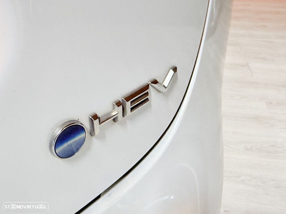 Toyota Yaris Cross 1.5 HDF Premiere Edition - 32