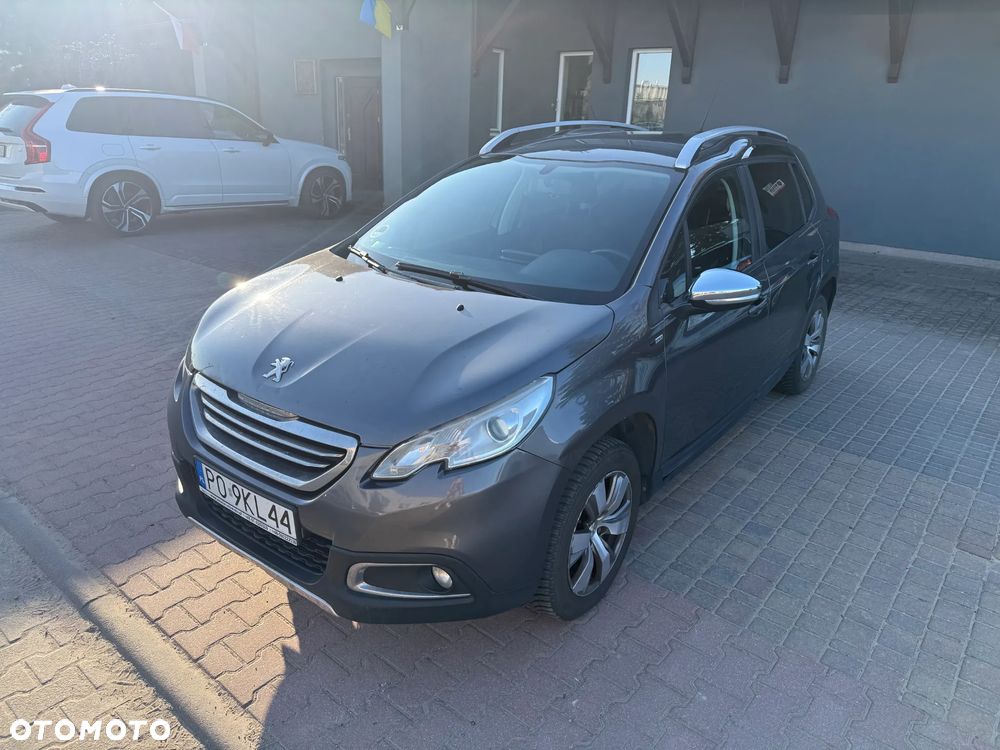 Peugeot 2008 1.2 Pure Tech Style - 6