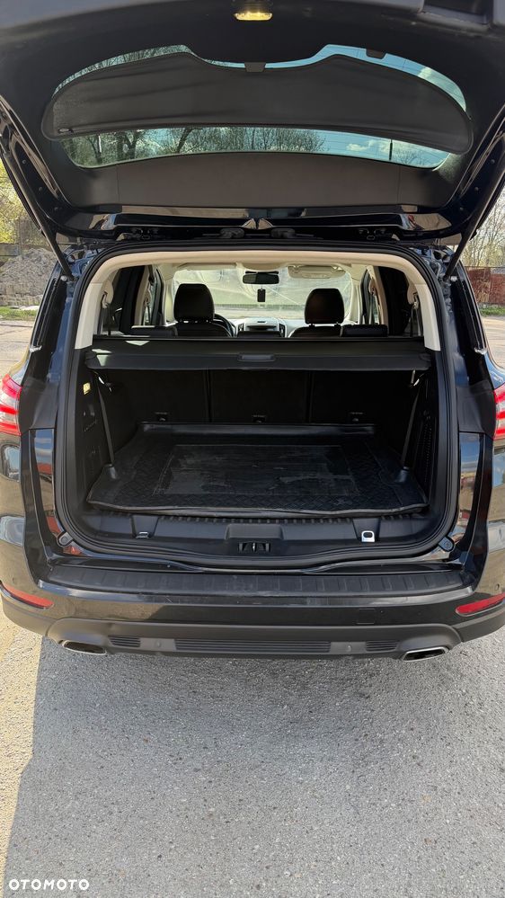 Ford S-Max 2.0 TDCi Titanium PowerShift - 6