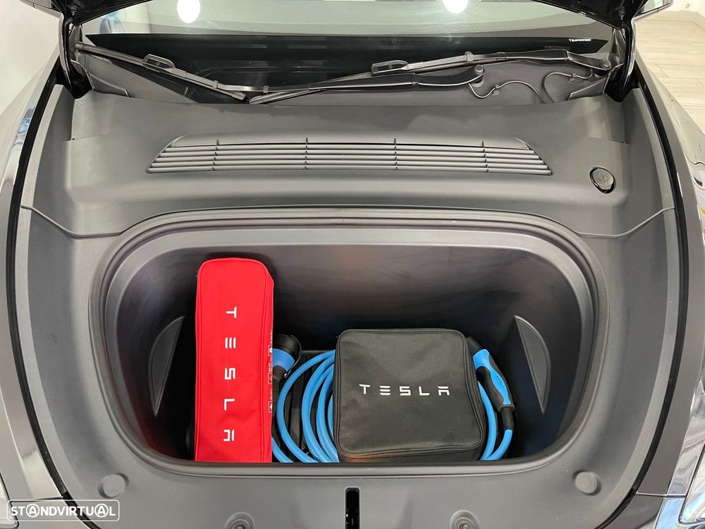 Tesla Model Y Standard - 53