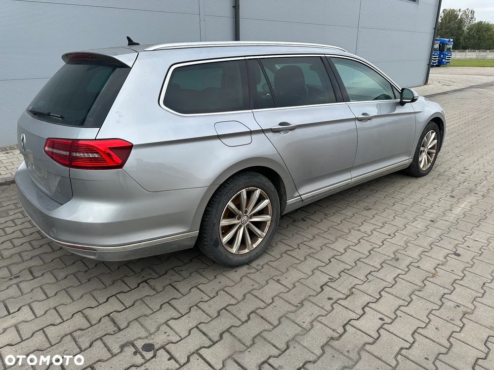 Volkswagen Passat 1.6 TDI BMT Trendline - 4