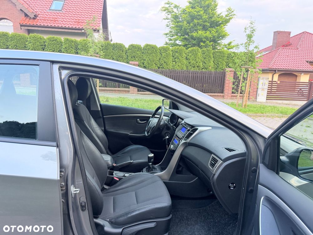 Hyundai i30 - 16