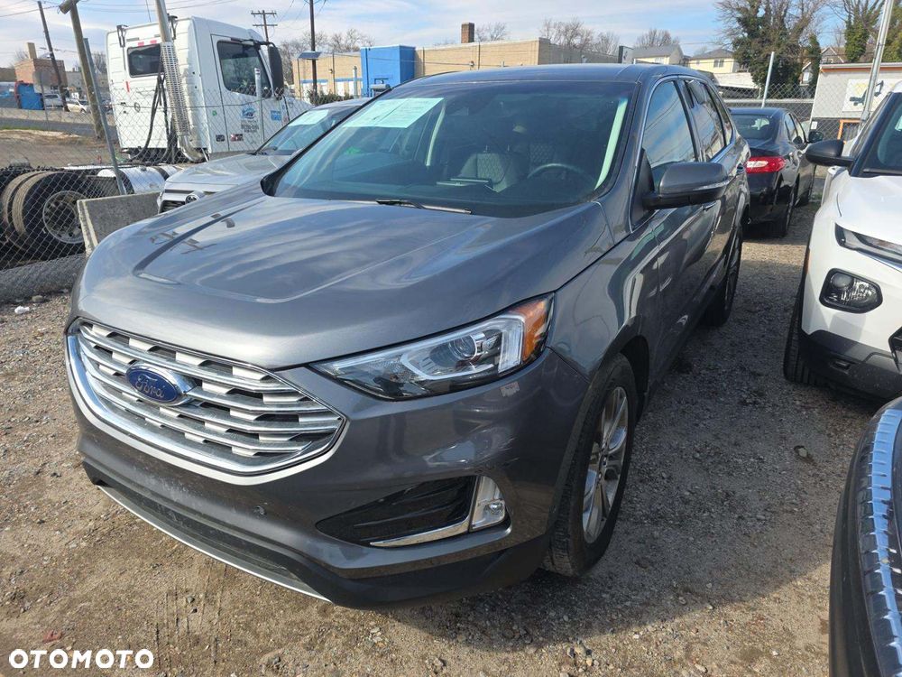Ford Edge - 1