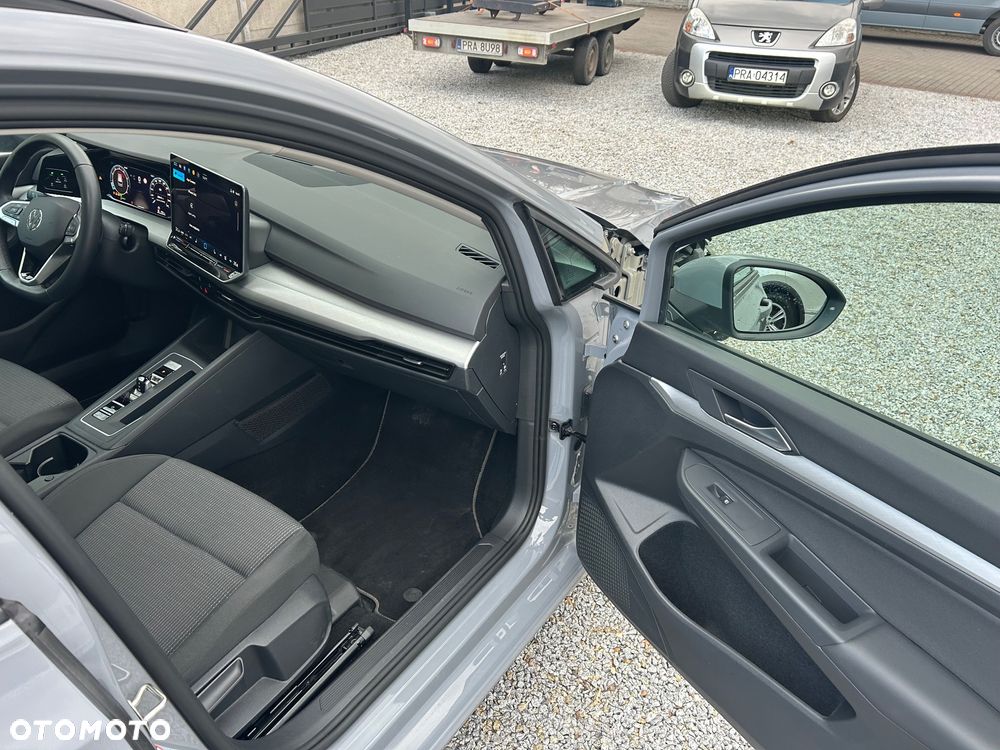 Volkswagen Golf 1.5 eTSI OPF DSG Energy - 15