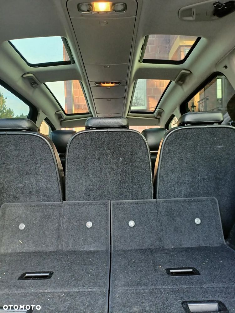 Ford Galaxy 2.0 TDCi Platinium X (Ghia) - 13