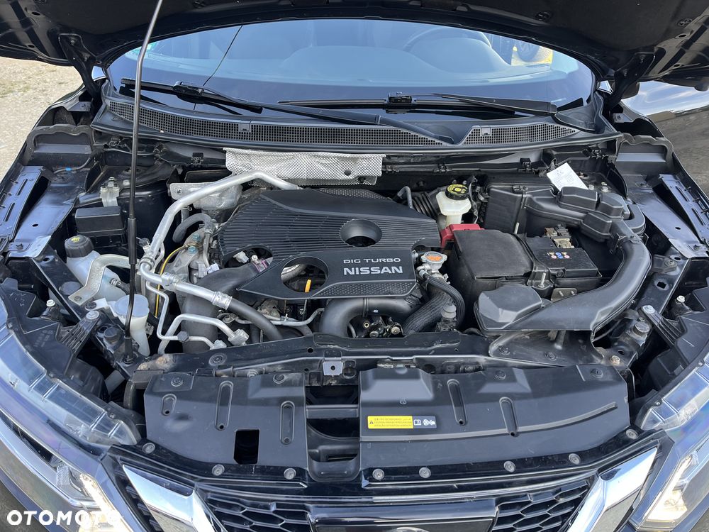 Nissan Qashqai 1.6 DIG-T N-Connecta - 28