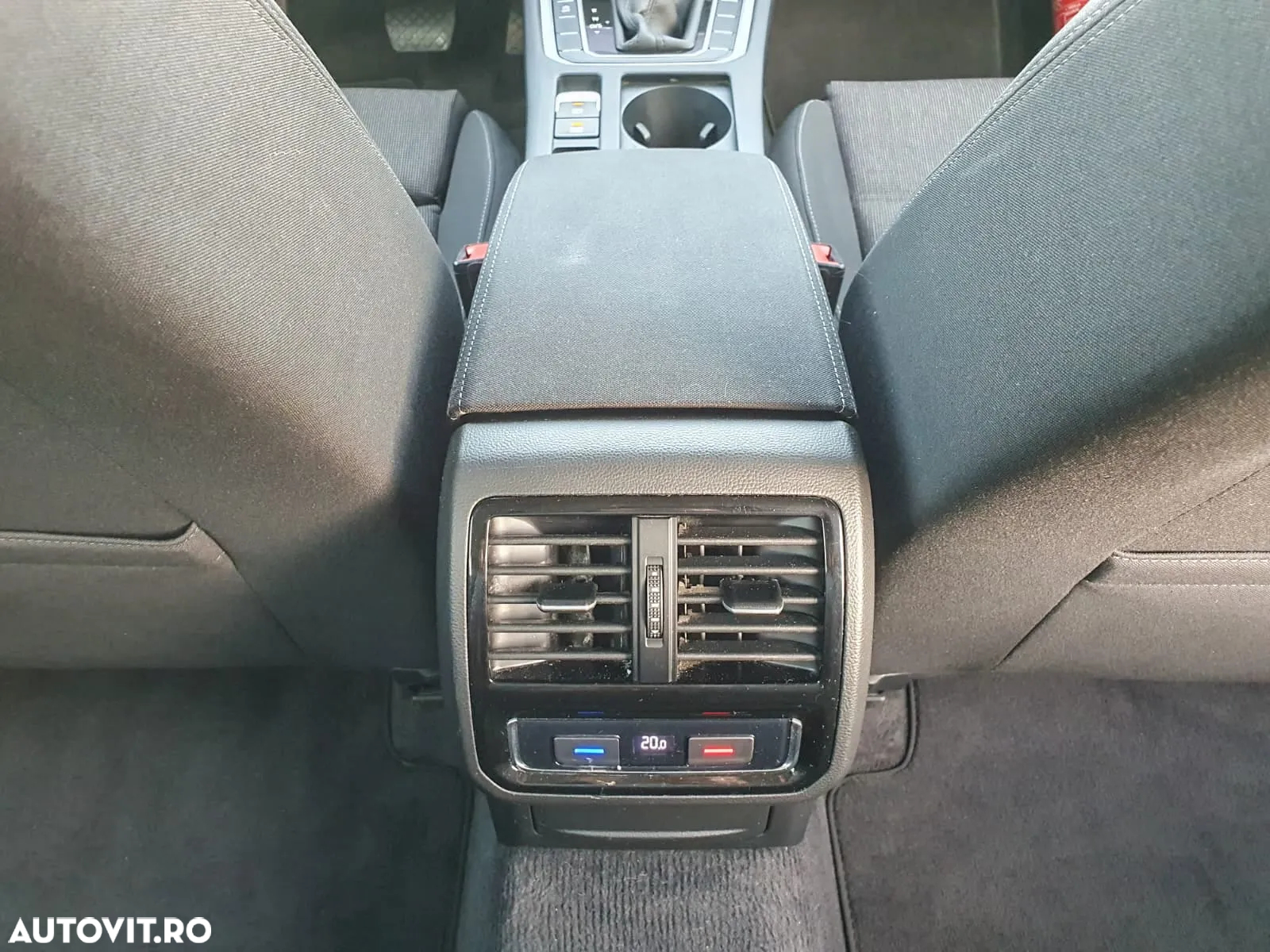 Volkswagen Passat - 9