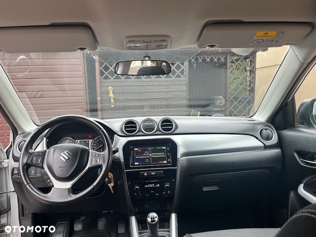 Suzuki Vitara - 18