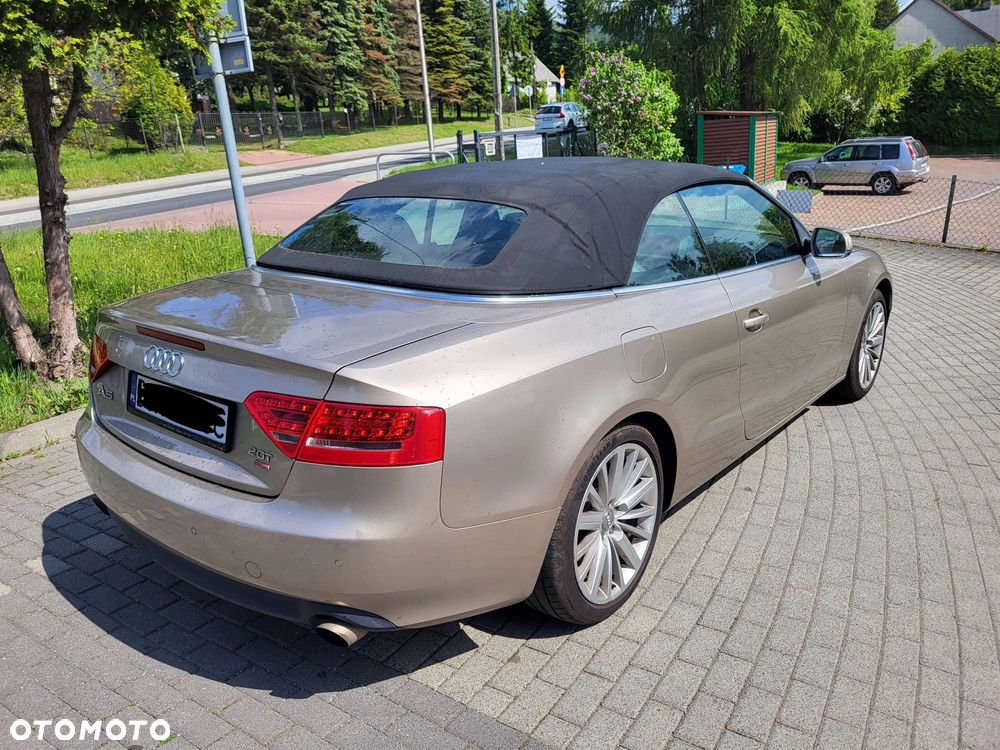 Audi A5 Cabrio - 4