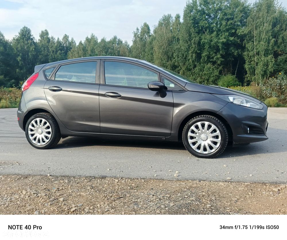 Ford Fiesta 1.5 TDCi Ambiente - 13