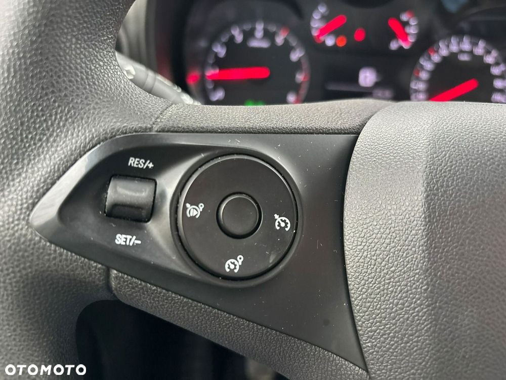 Opel Combo - 19