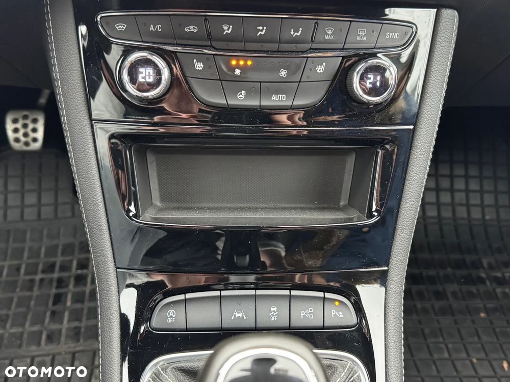 Opel Astra 1.2 Turbo Start/Stop Ultimate - 25