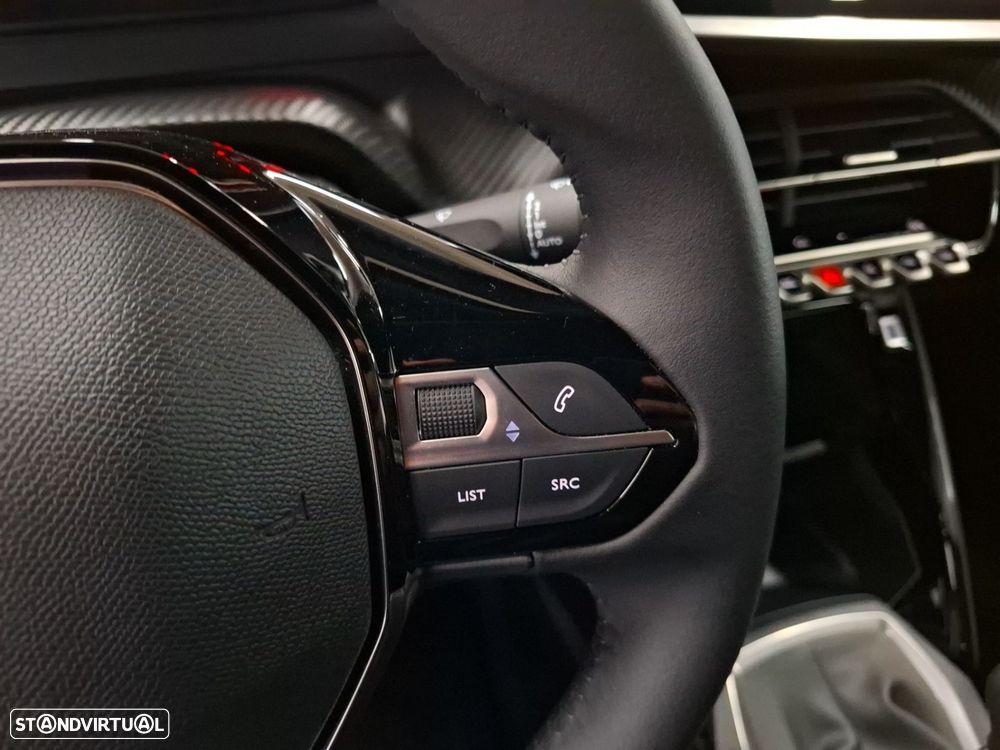 Peugeot 2008 1.2 PureTech Style - 16