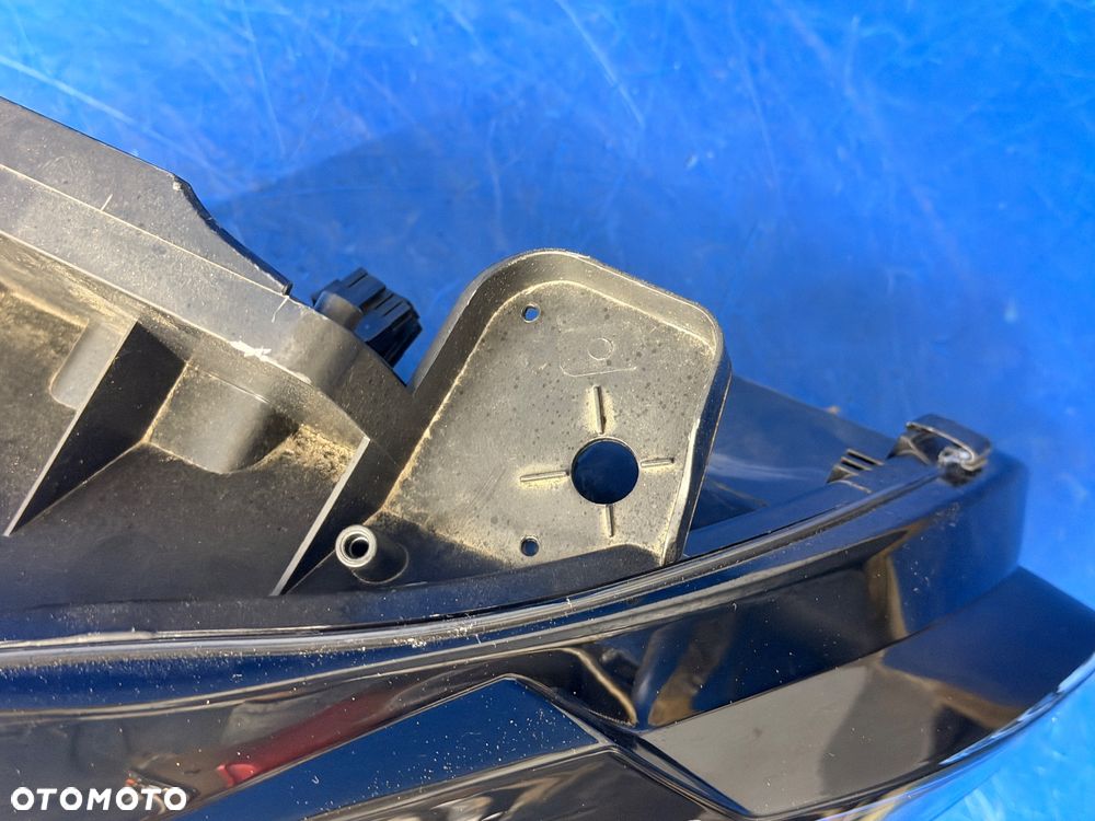 PRAWY FULL LED PEUGEOT 308 EUROPA BDB - 5