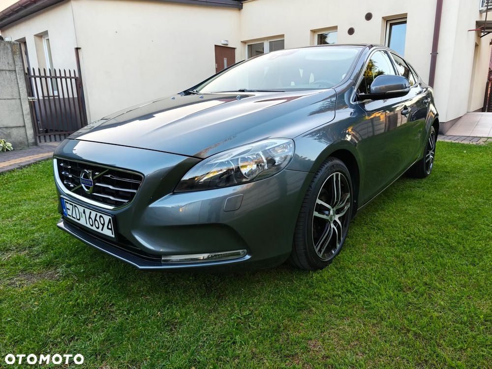 Volvo V40 D2 Momentum - 5