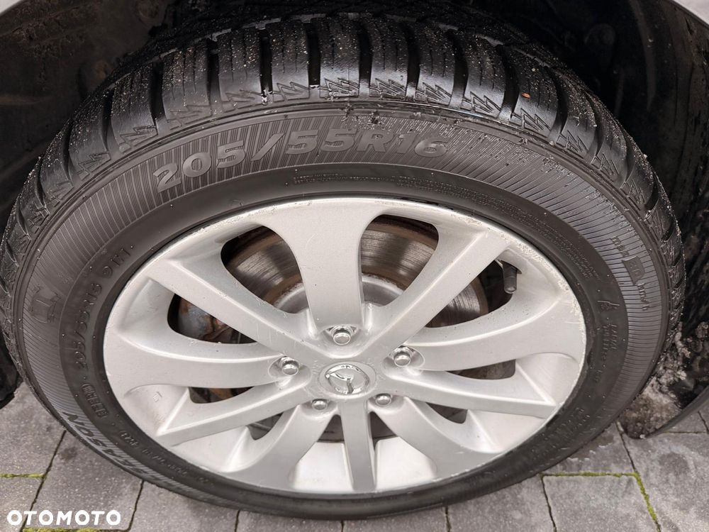 Mazda 5 2.0 Exclusive - 24