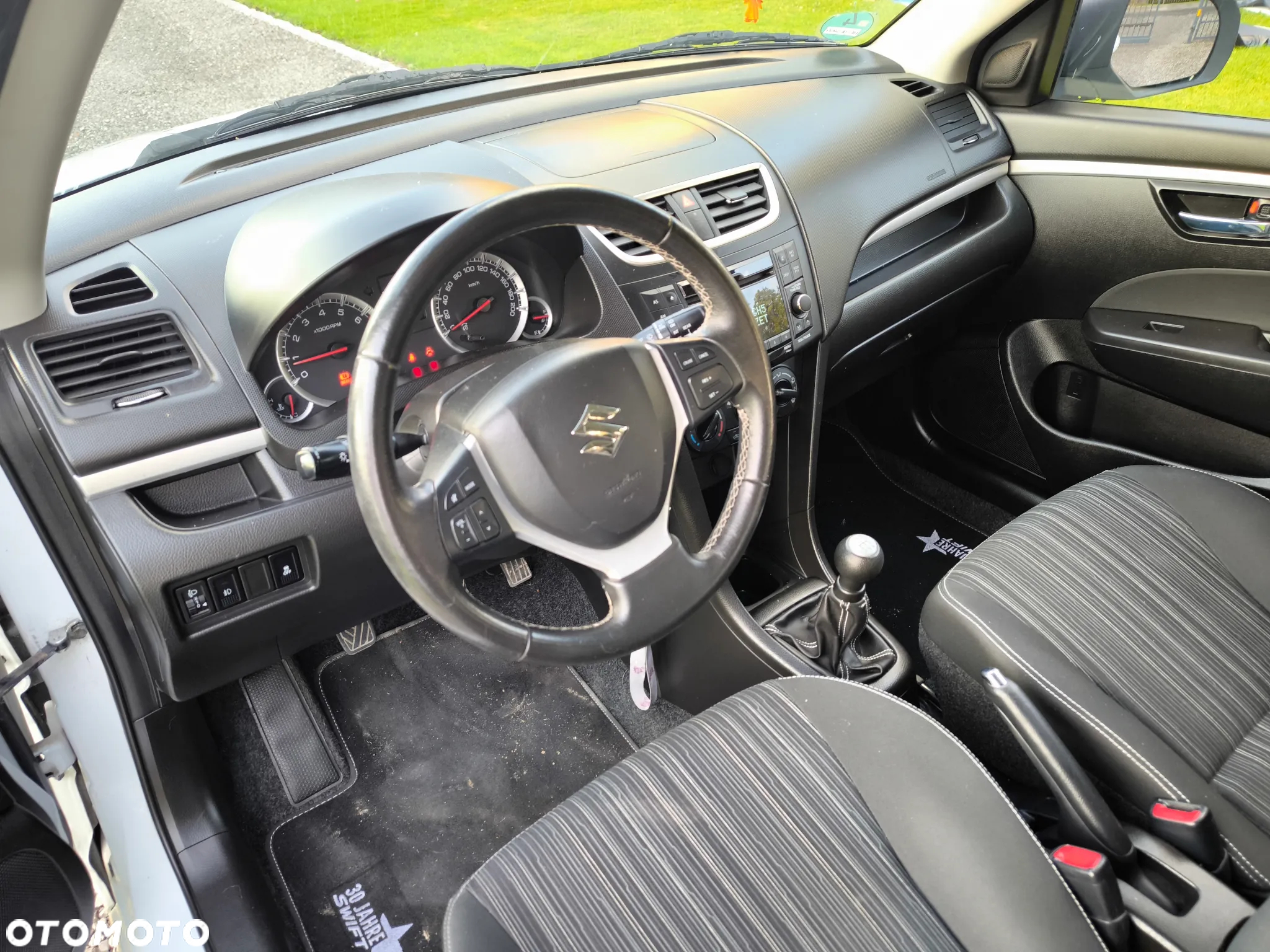 Suzuki Swift 1.2 30 Jahre - 10