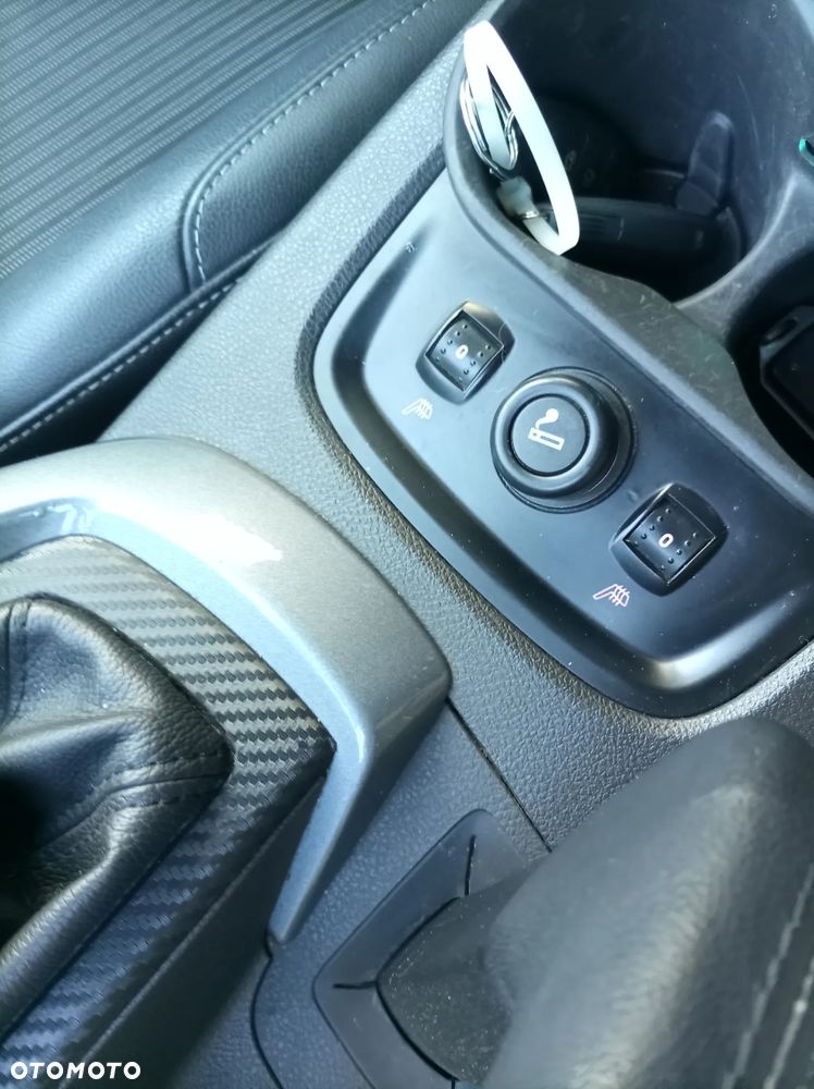 Ford Focus 1.6 TDCi DPF Start-Stopp-System Titanium - 25
