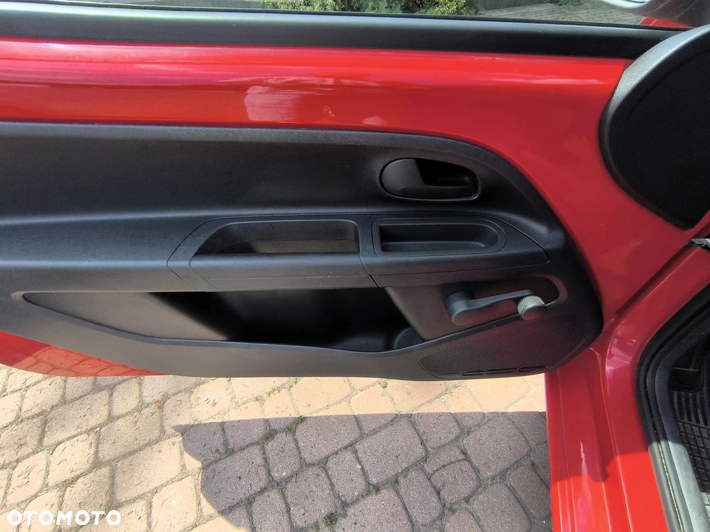 Volkswagen up! 1.0 take CityLine - 10