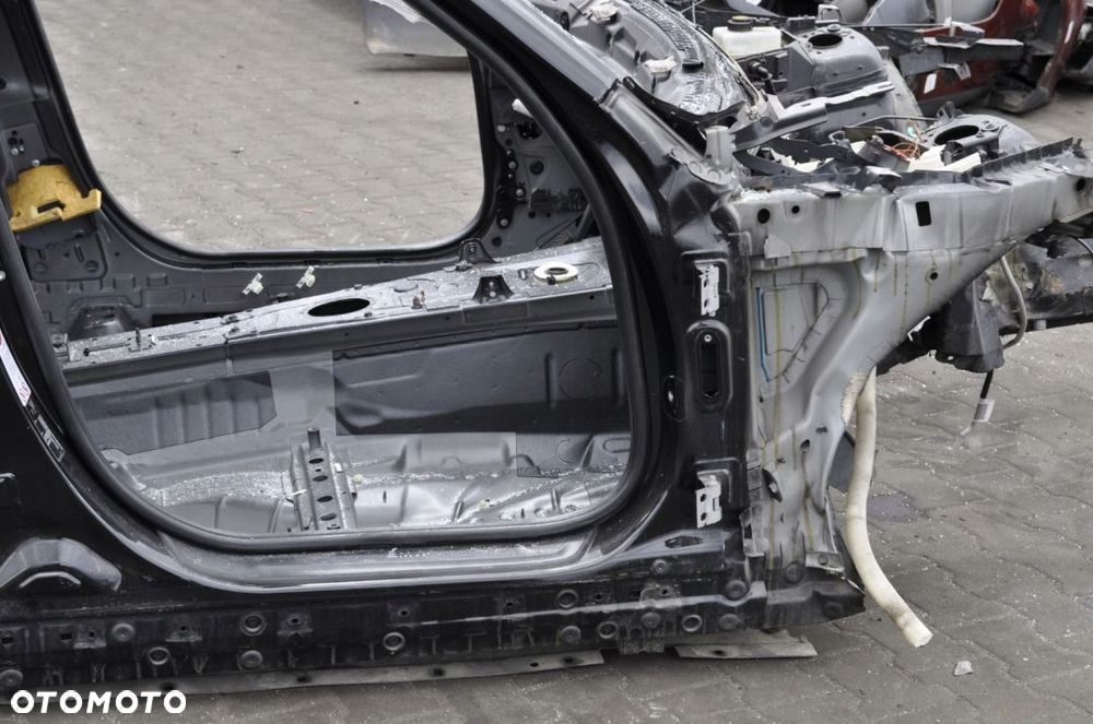 BMW X1 E84 SŁUPEK PRÓG PRAWY - 5