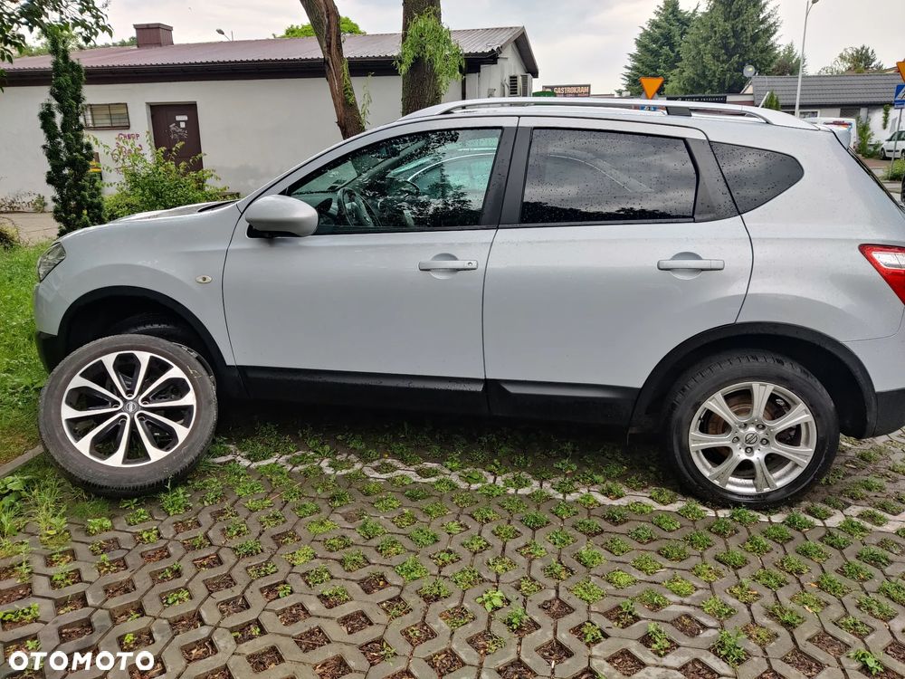 Nissan Qashqai 2.0 4x4 360 - 1