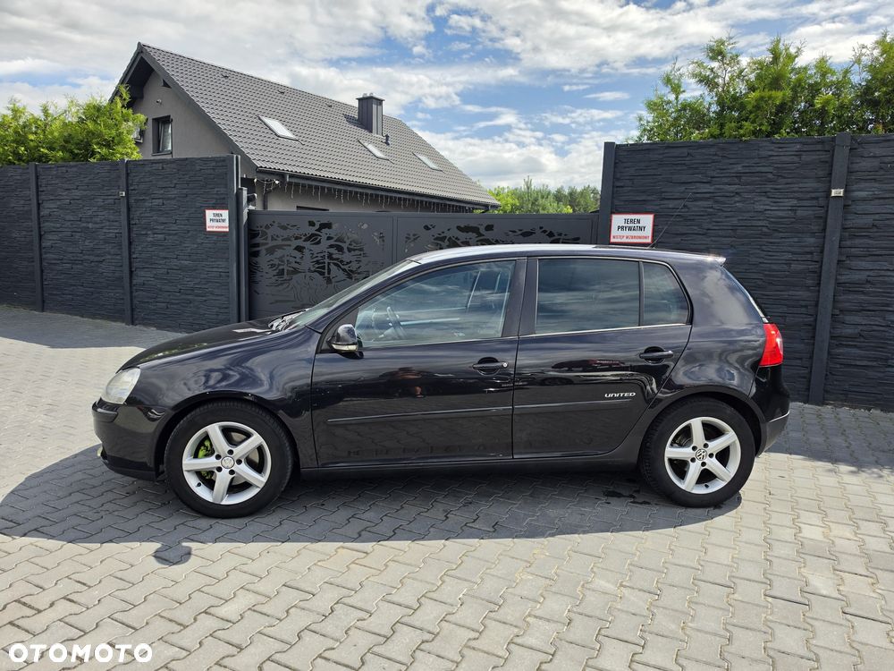 Volkswagen Golf - 4