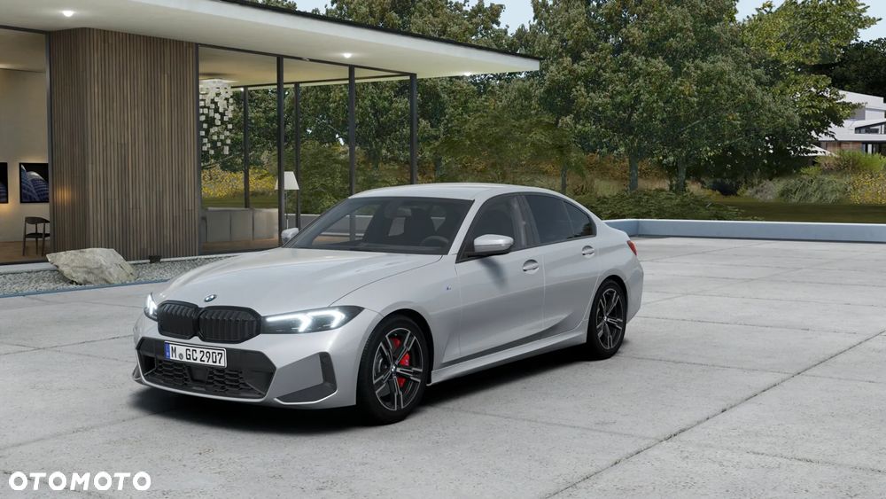 BMW Seria 3 330d xDrive mHEV - 2