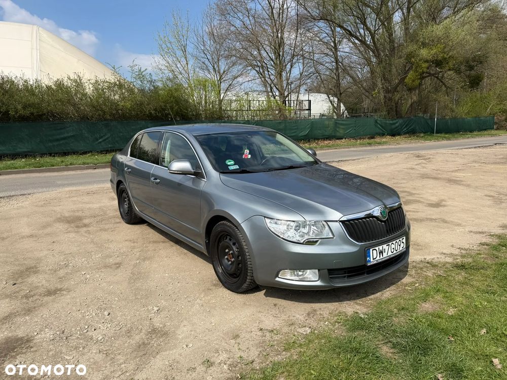 Skoda Superb - 2