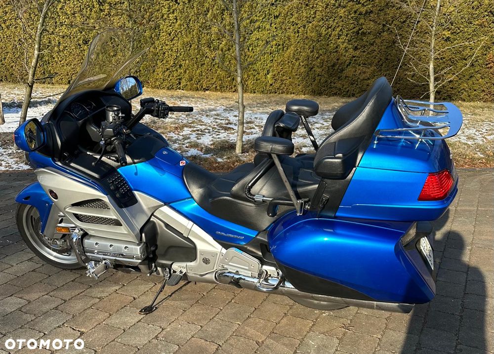 Honda GL - 10