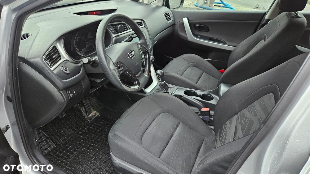 Kia Ceed 1.6 GDI M - 21