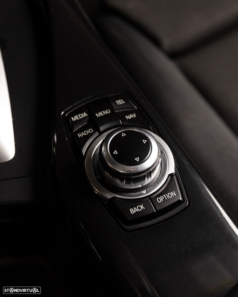 BMW 120 d Sport-Aut. Sport Line - 11