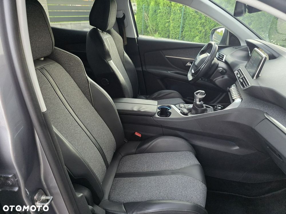 Peugeot 3008 1.6 BlueHDi Allure S&S - 35
