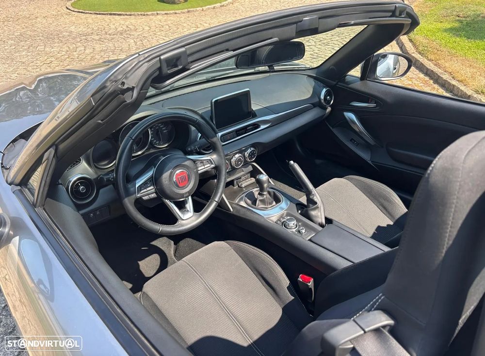 Fiat 124 Spider 1.4 MultiAir Turbo - 11
