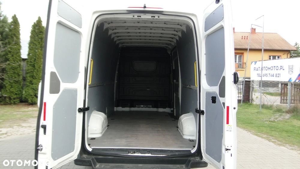 Volkswagen CRAFTER - 10