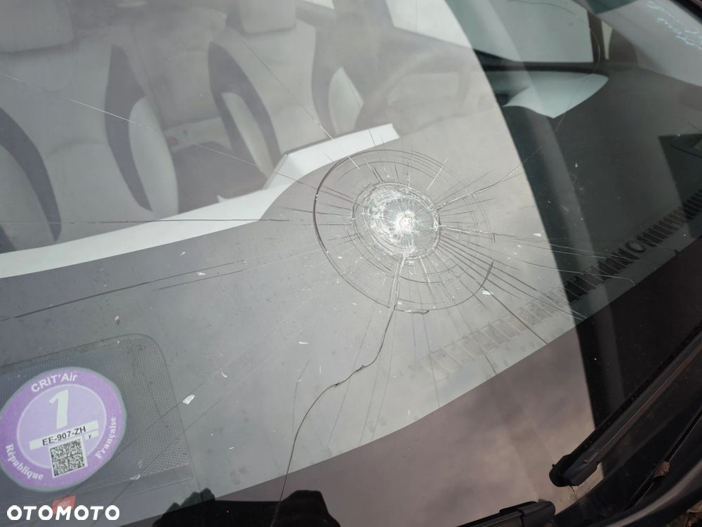 Toyota Prius 1.8 Hybrid Premium - 16