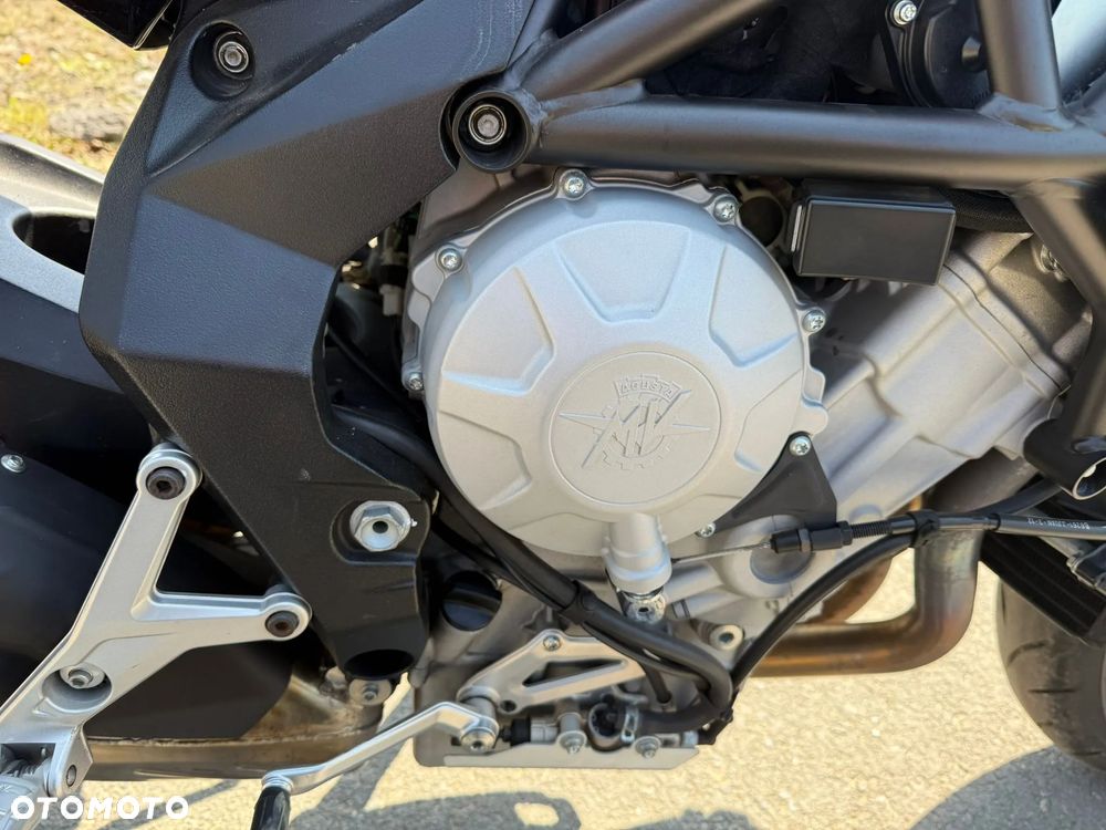 MV AGUSTA Brutale - 14