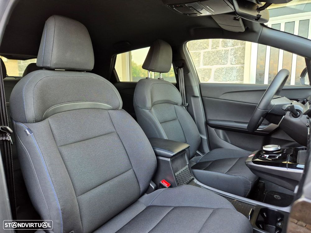 MG MG4 64 kWh Comfort - 14