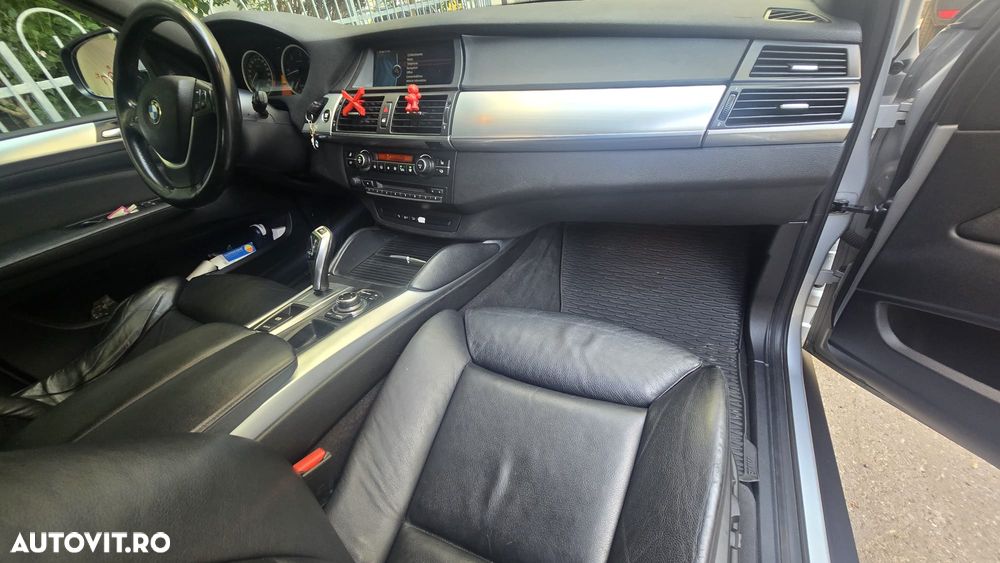 BMW X6 xDrive30d - 12