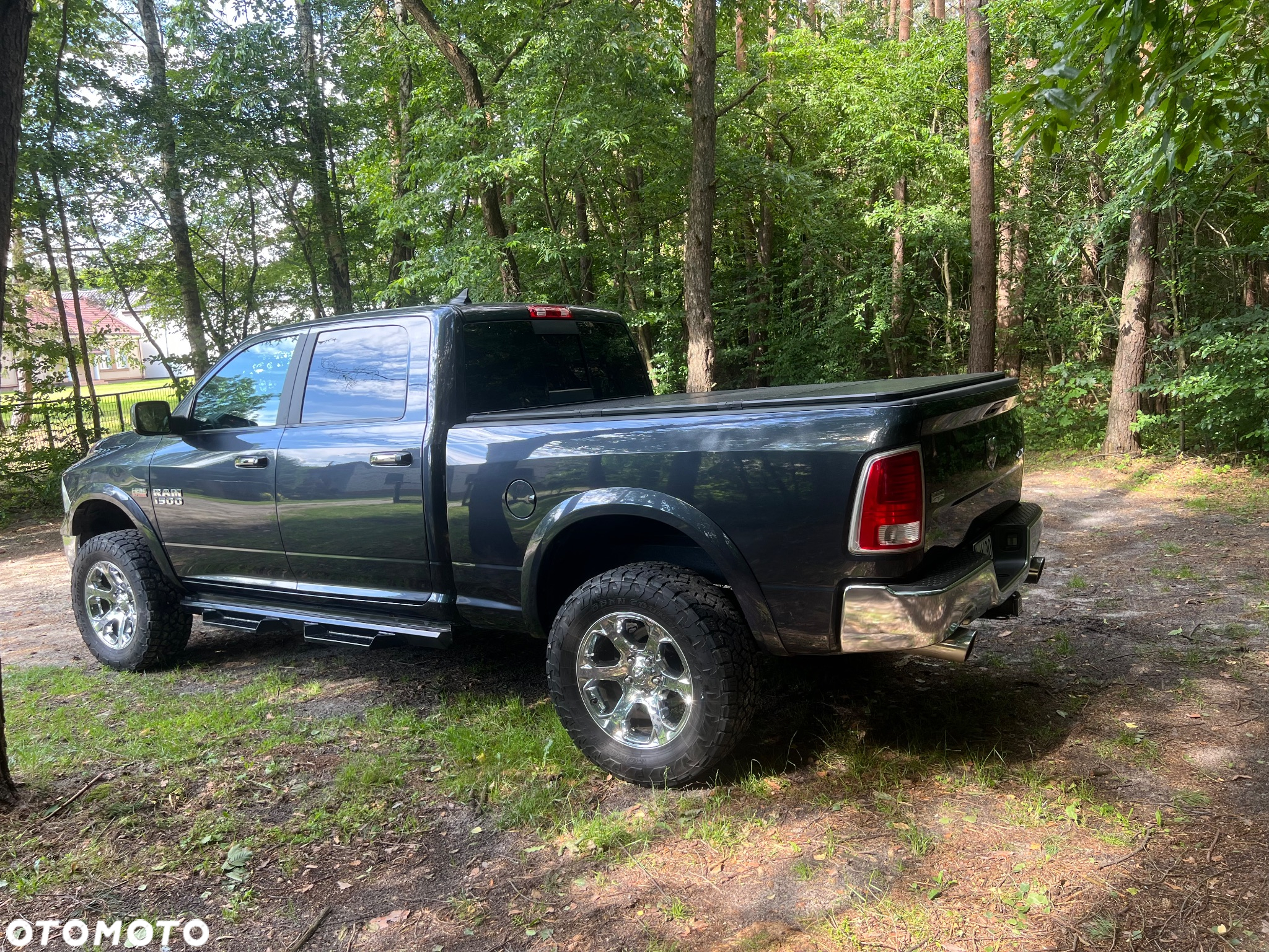 RAM 1500 5.7 Quad Cab Longbed Laramie Chrome