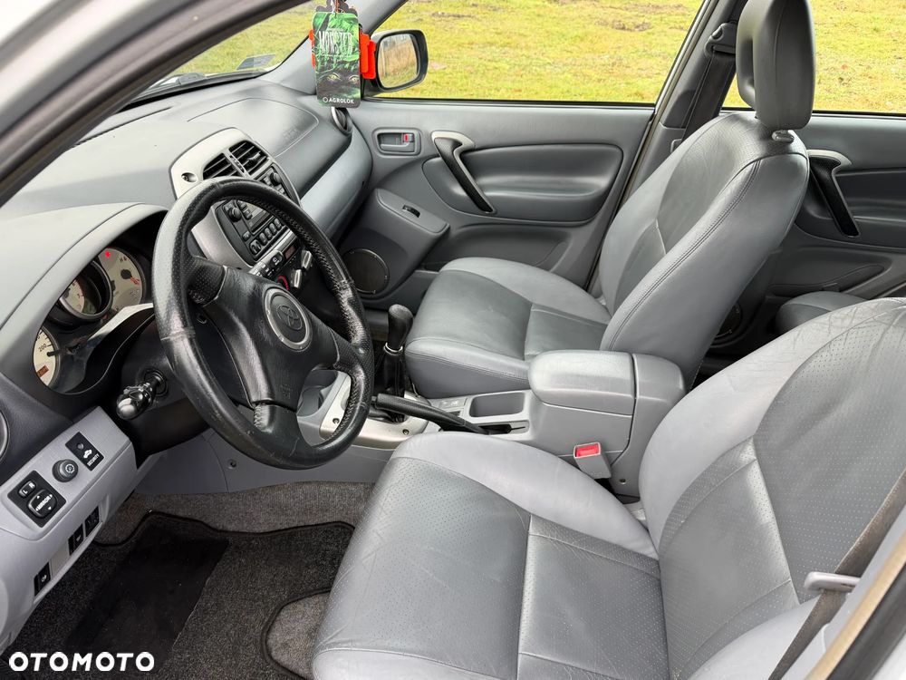 Toyota RAV4 2.0 D-4D Sol - 7