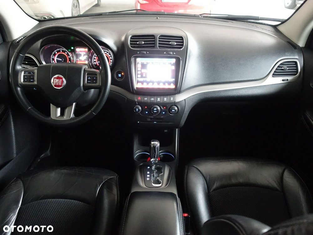 Fiat Freemont 2.0 Multijet 16V DPF Automatik Allrad Cross - 16