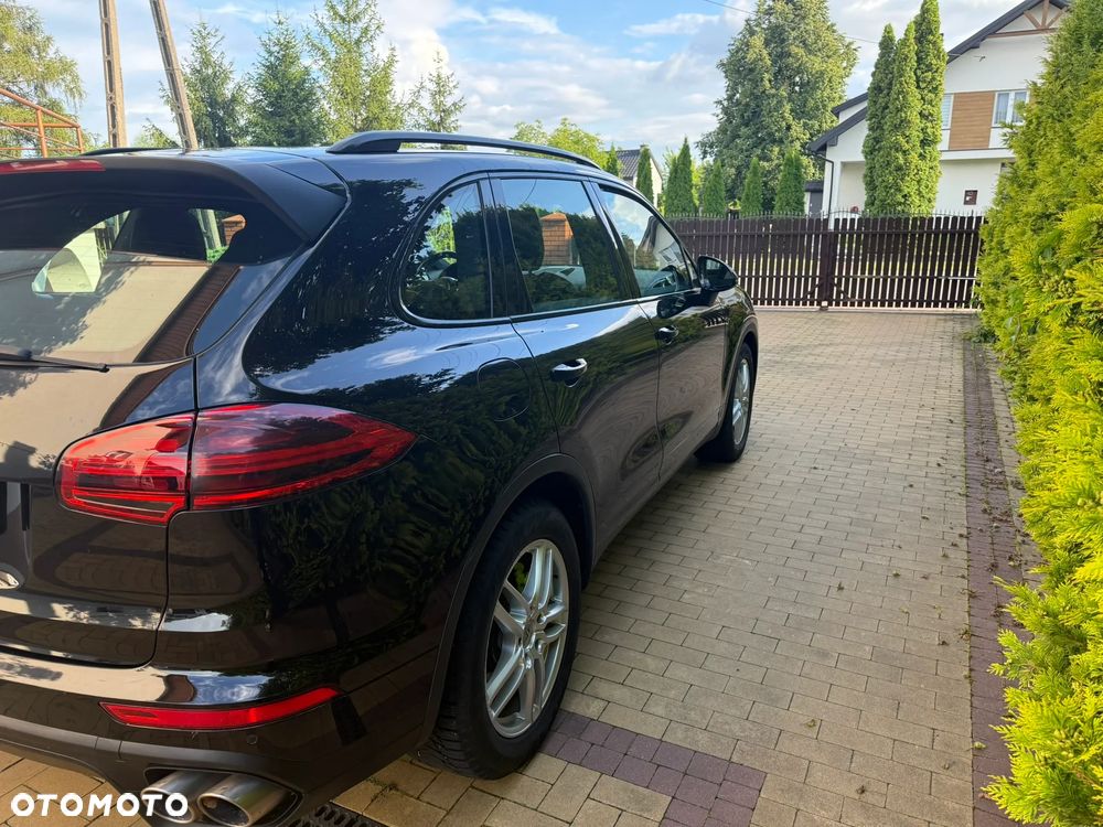Porsche Cayenne S E-Hybrid - 12
