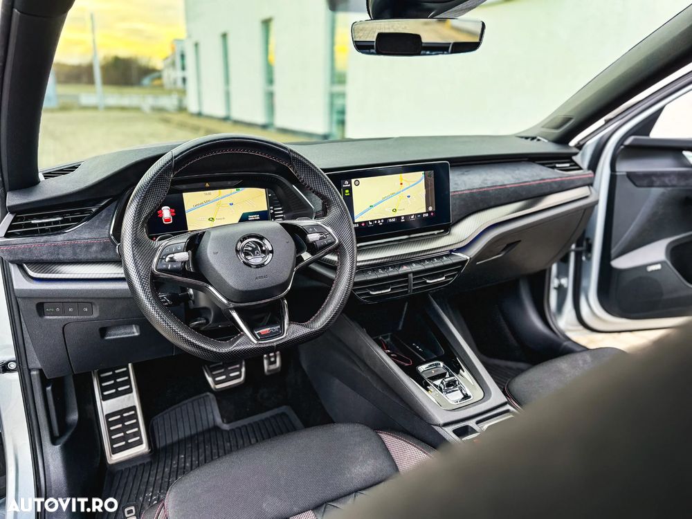 Skoda Octavia 2.0 245 TSI DSG RS - 34