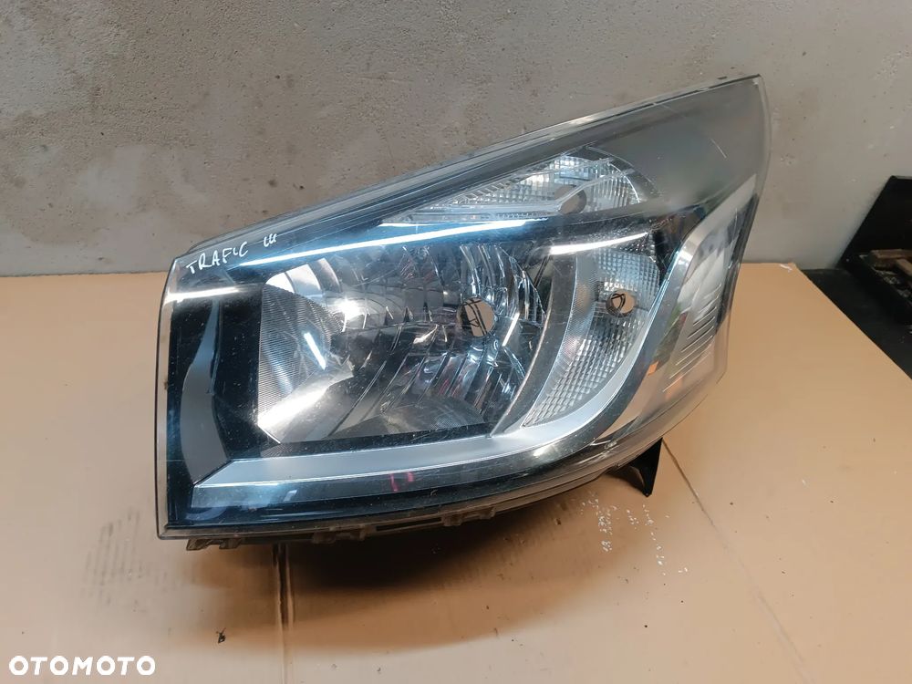 LAMPA PRZÓD PRZEDNIA LEWA  RENAULT TRAFIC III - 2