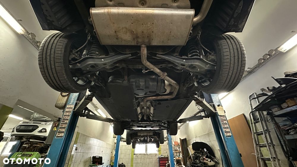 Hyundai i30 - 23