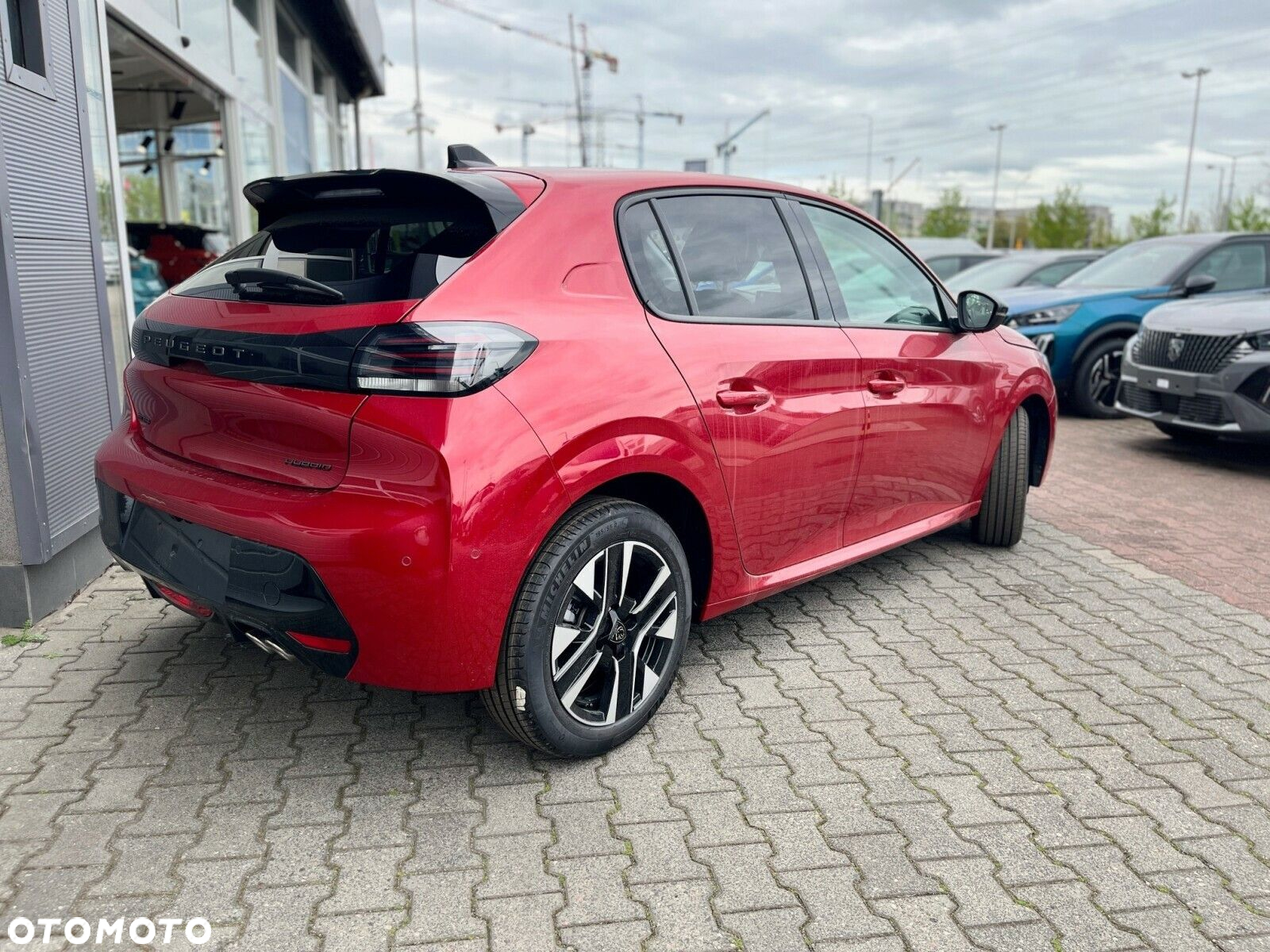Peugeot 208 - 5